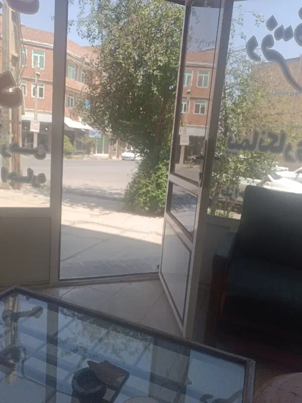 سه دهنه مغازه تقریبیجنب نمایندگی سایپا حاج جمیل