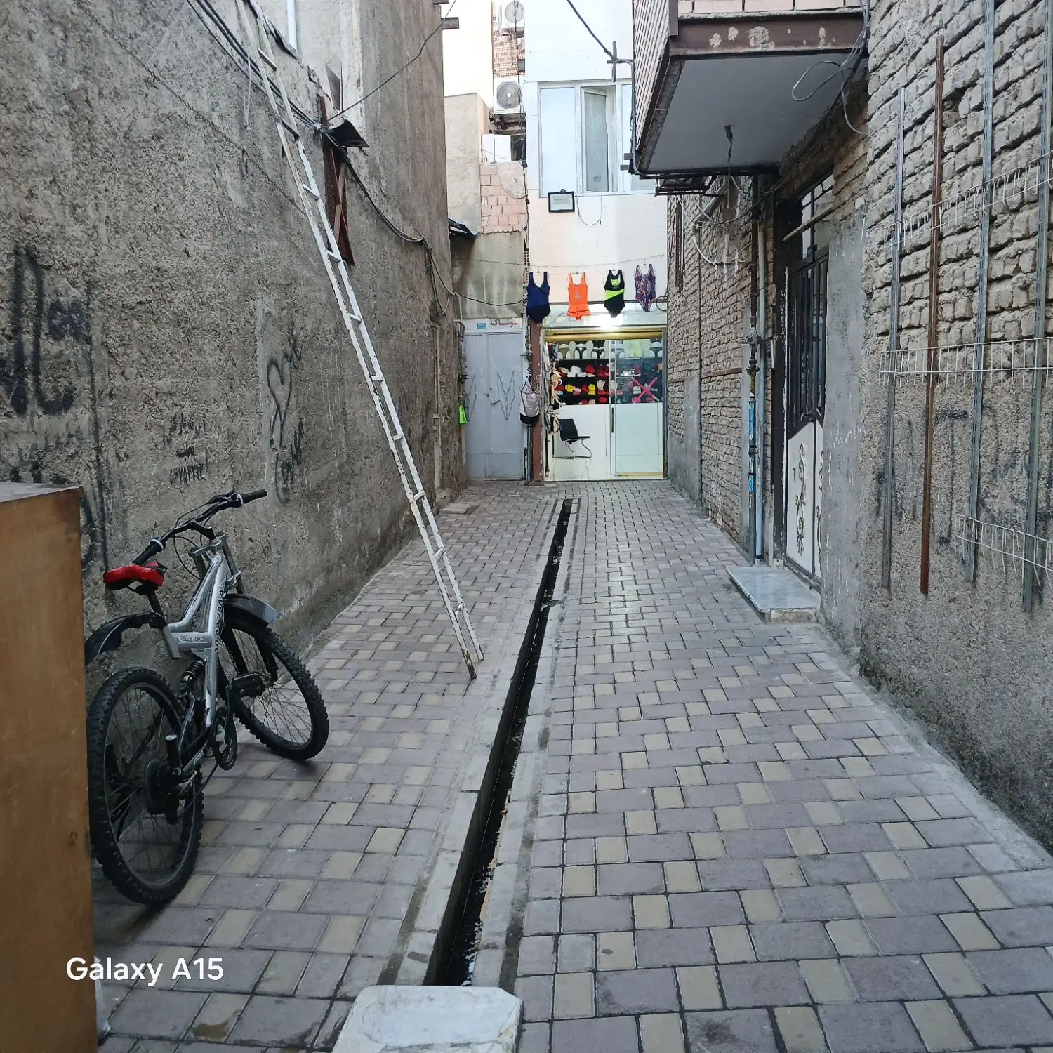 تجاری کلنگی خ امام حسن