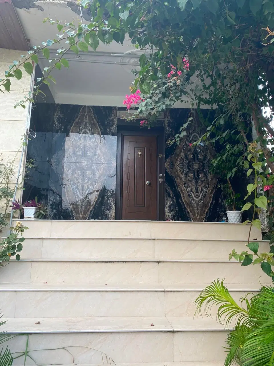 اجاره واحد ۸۰ متری دو خواب