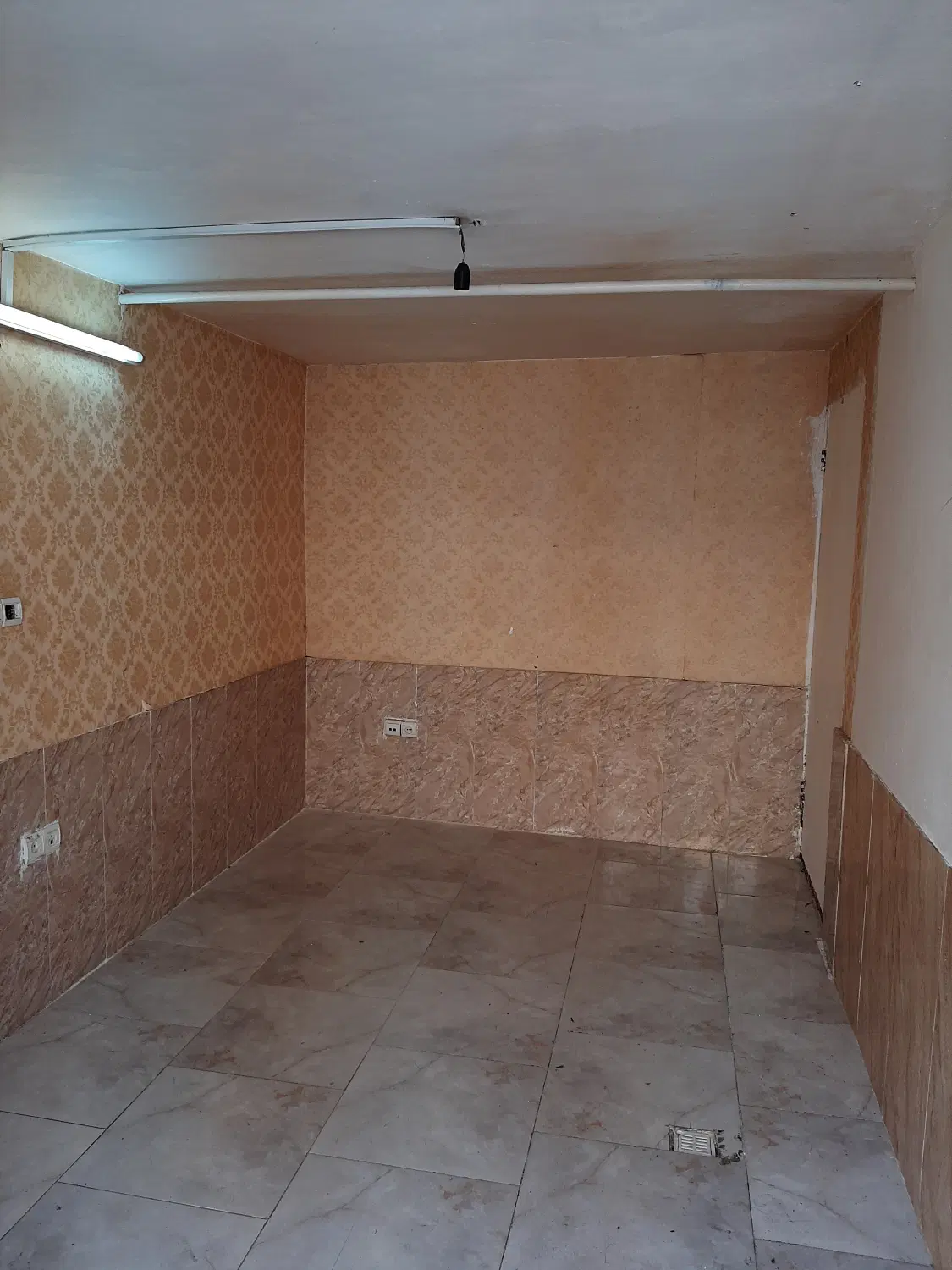 اجاره یک باب مغازه