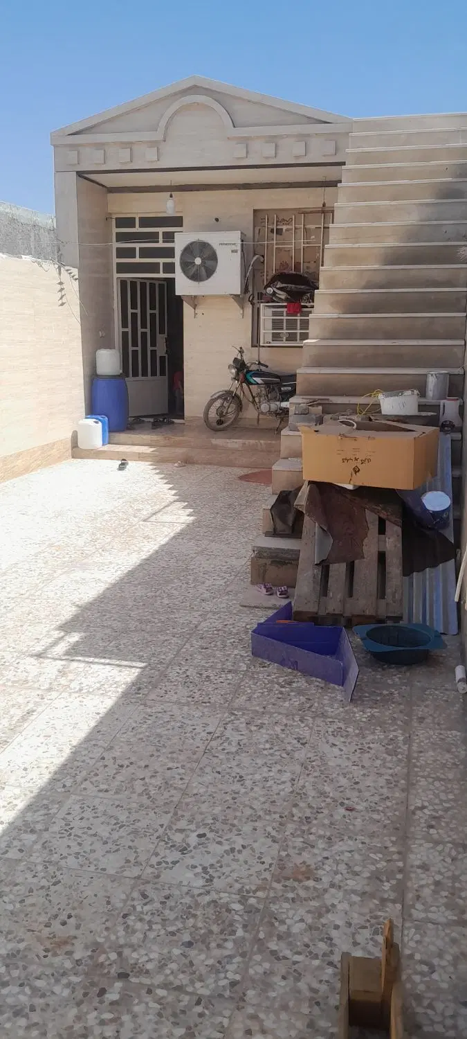 باسلام فروش خانه 200متری درکوی گلدشت