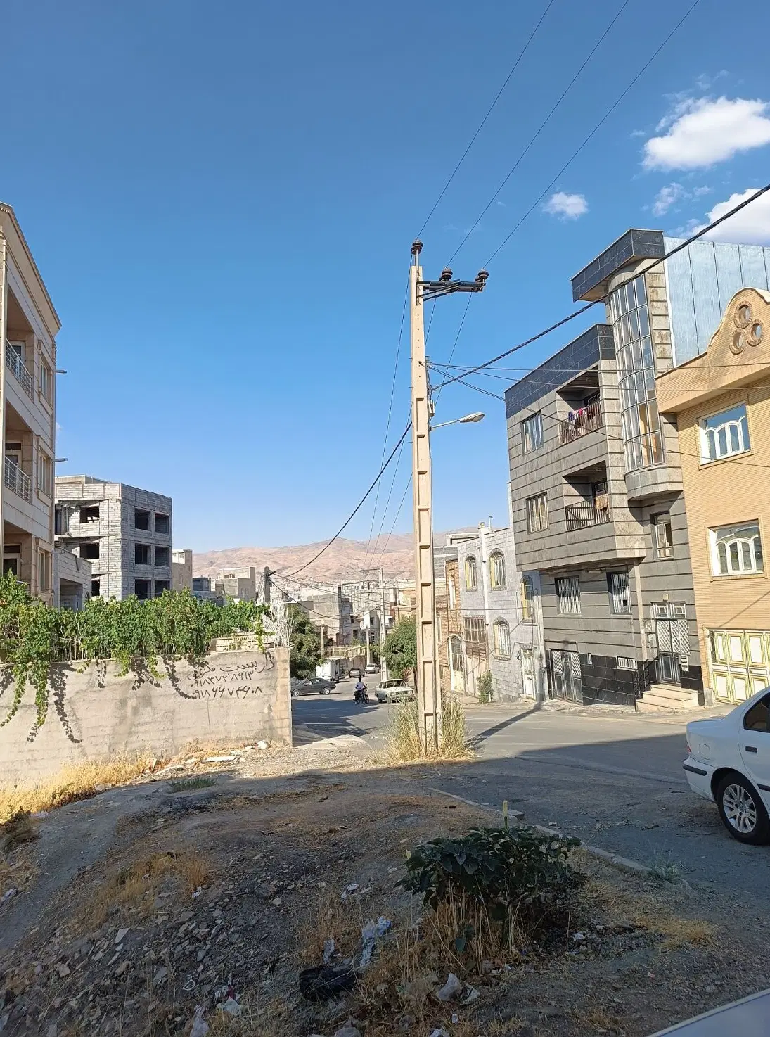 زمین مسکونی