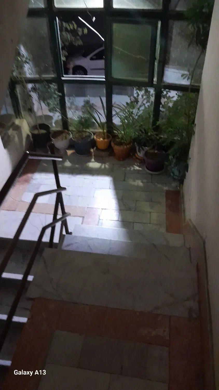 رهن کامل خانه تو حاشیه ۱۲ متری است شهرک نوید