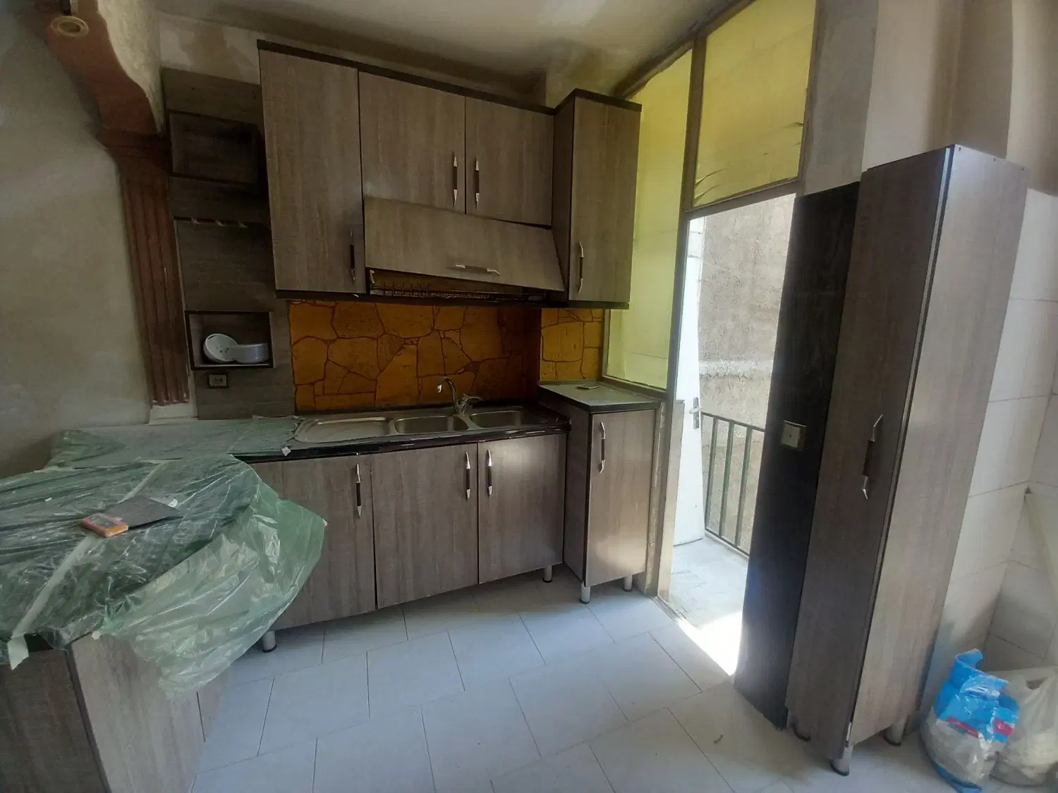 آپارتمان ۶۰متری پارکینگ اختصاصی طبقه۲