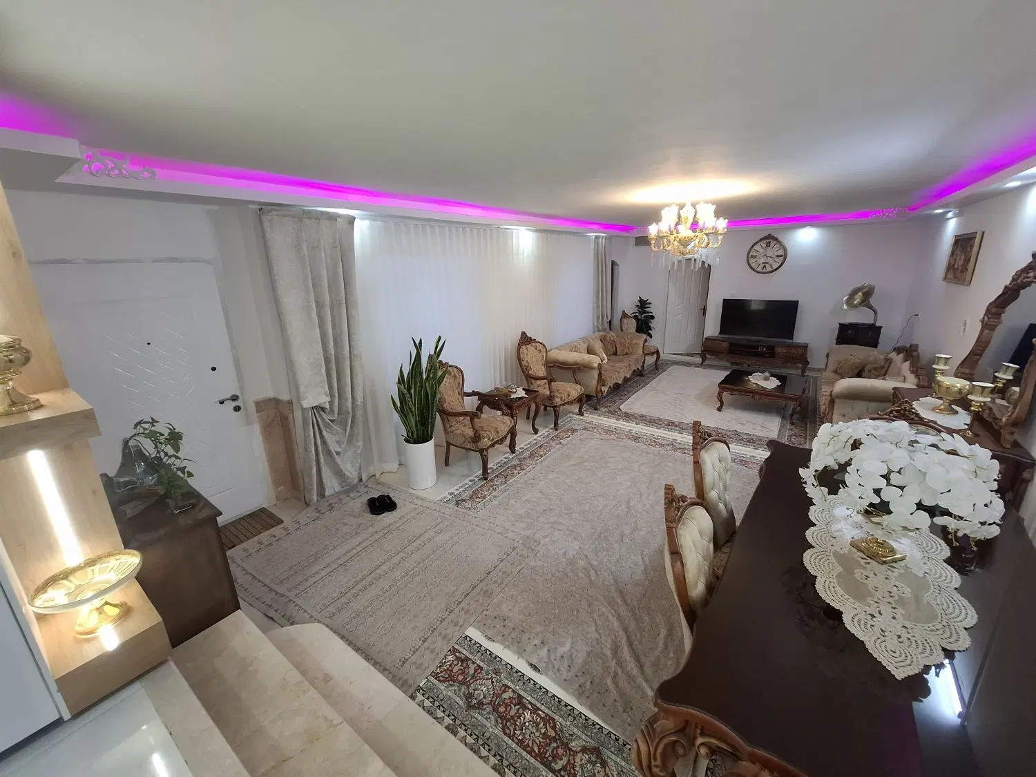 خانه اپارتمانی
