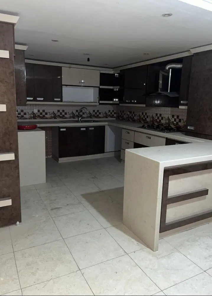 فروش آپارتمان ۳خوابه تک واحدی