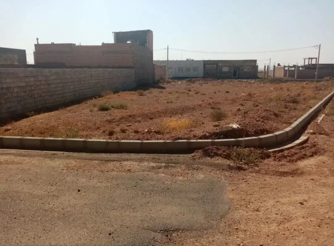 زمین مسکونی سر دو نبش