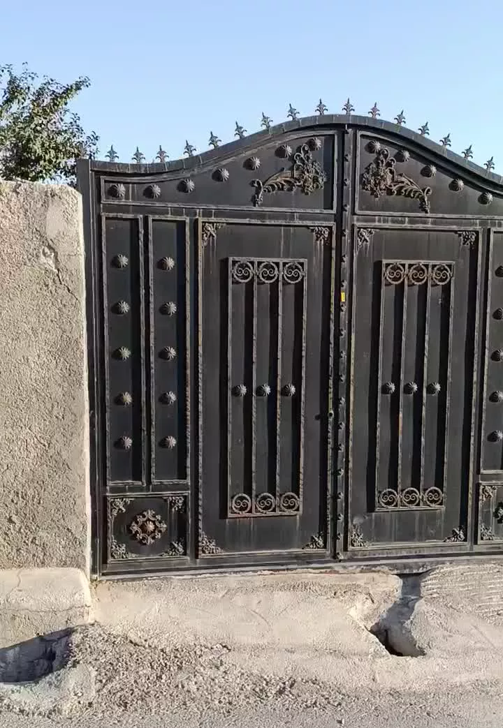 خونه  260متر سند پروانه دارنزدبک جاده سبسخت