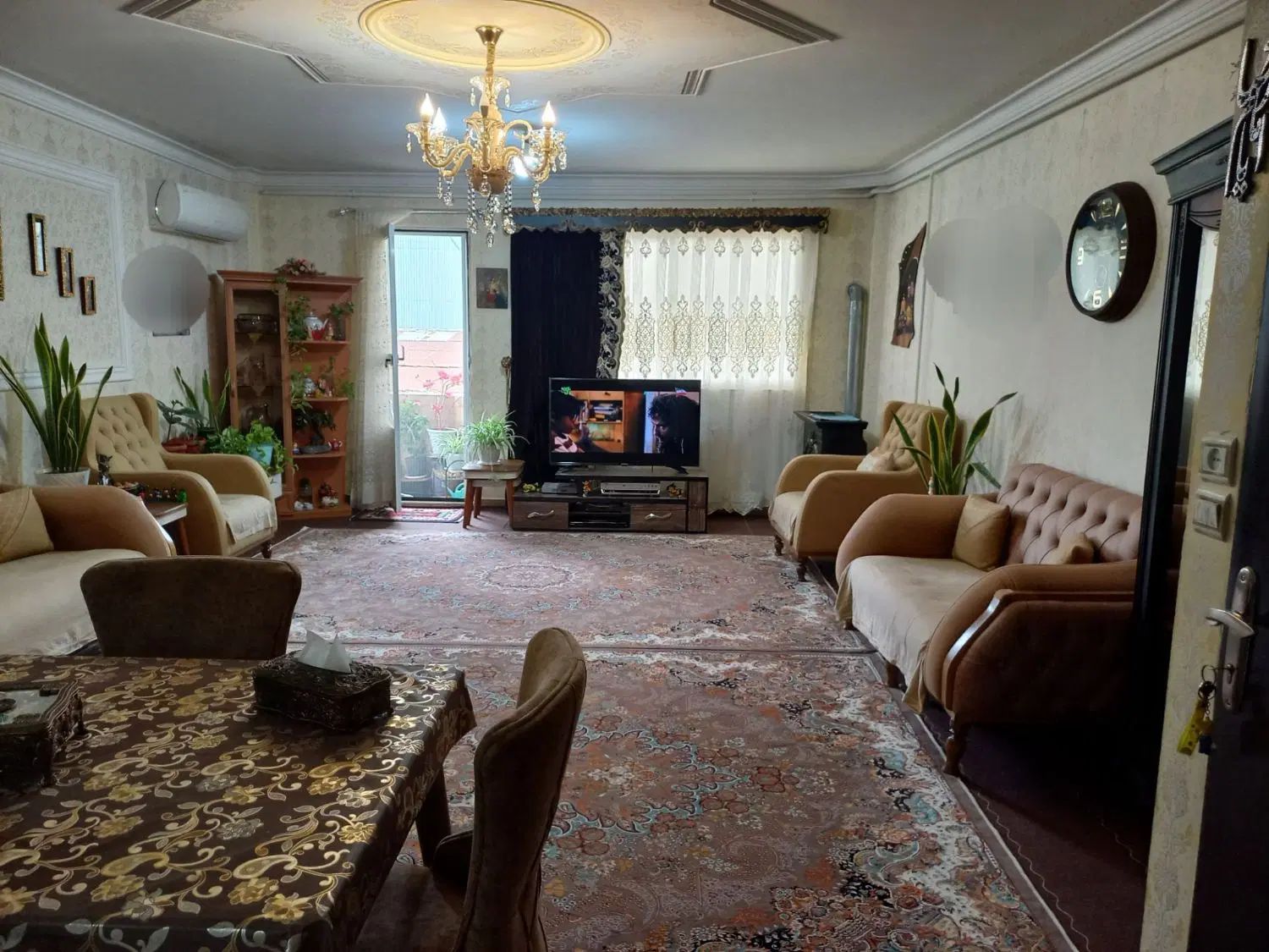 خانه سه طبقه طبقه سوم ۱۰۰متری