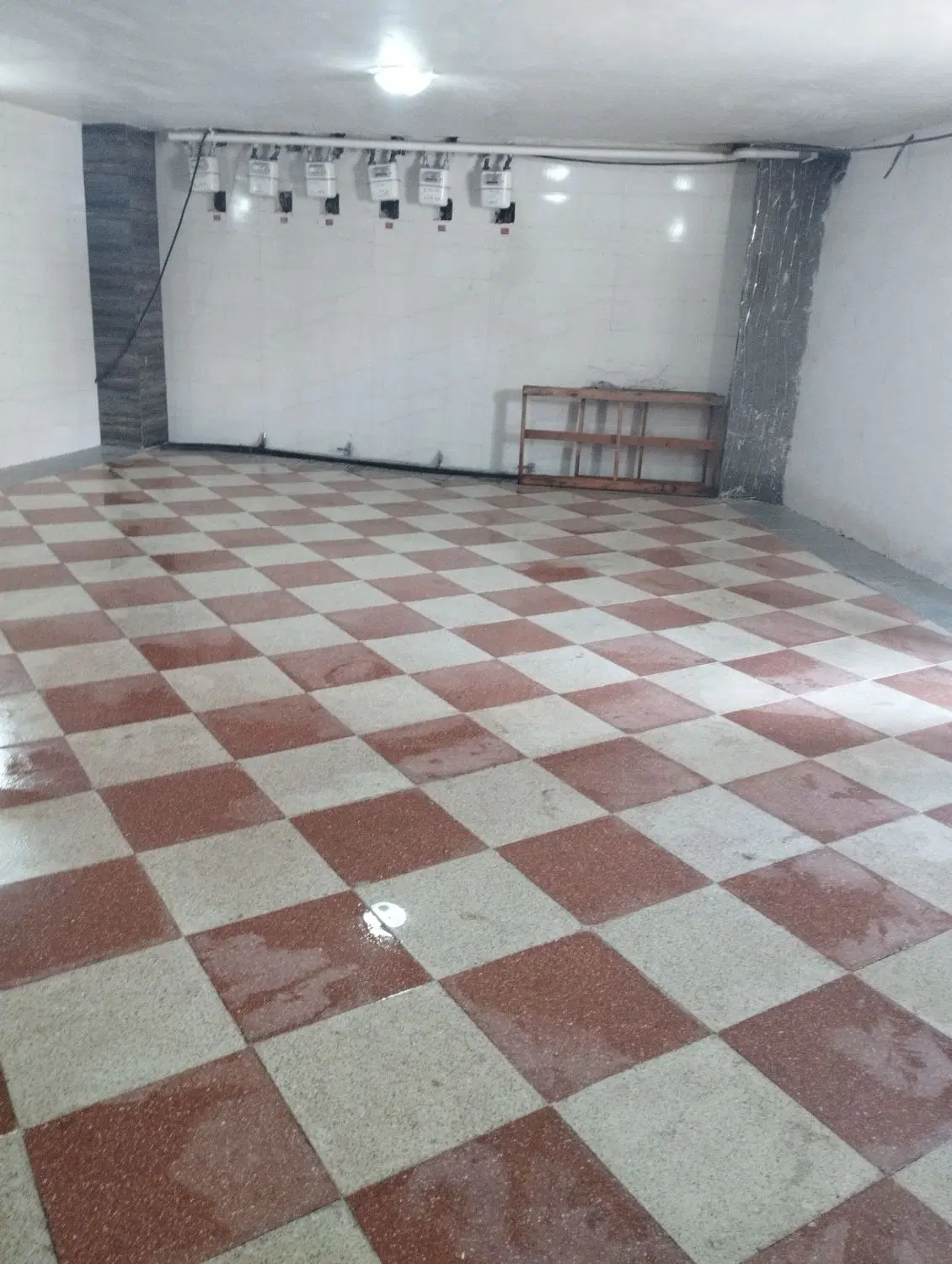 انبار،یا مغازه،انباری