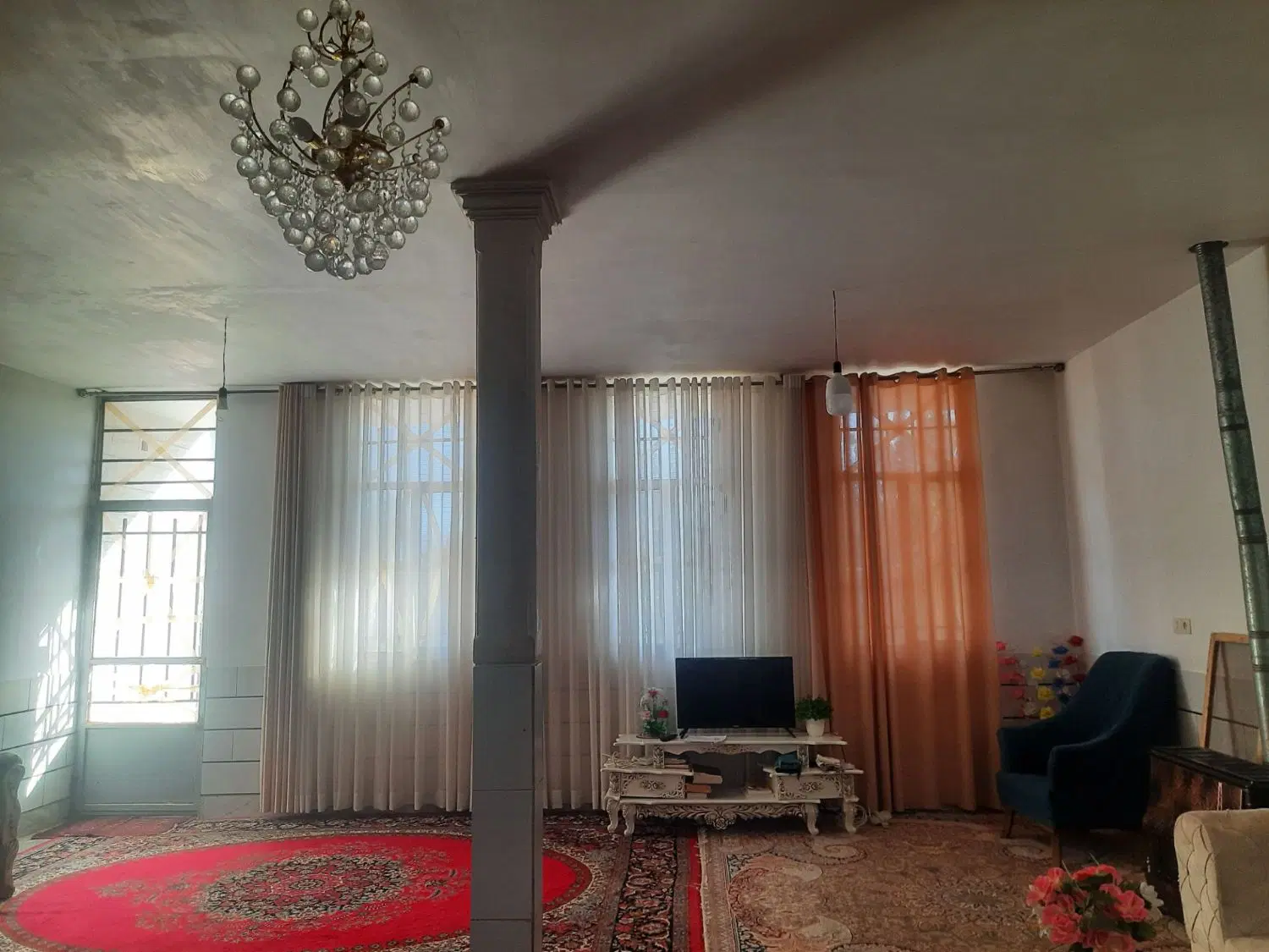 ی واحد مسکونی ویلایی در نزدیکی شهرستان خمین