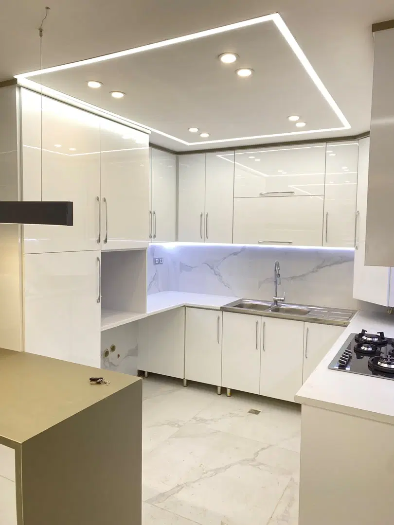 فروش فوری آپارتمان ۲ خوابه تاپ لوکیشن