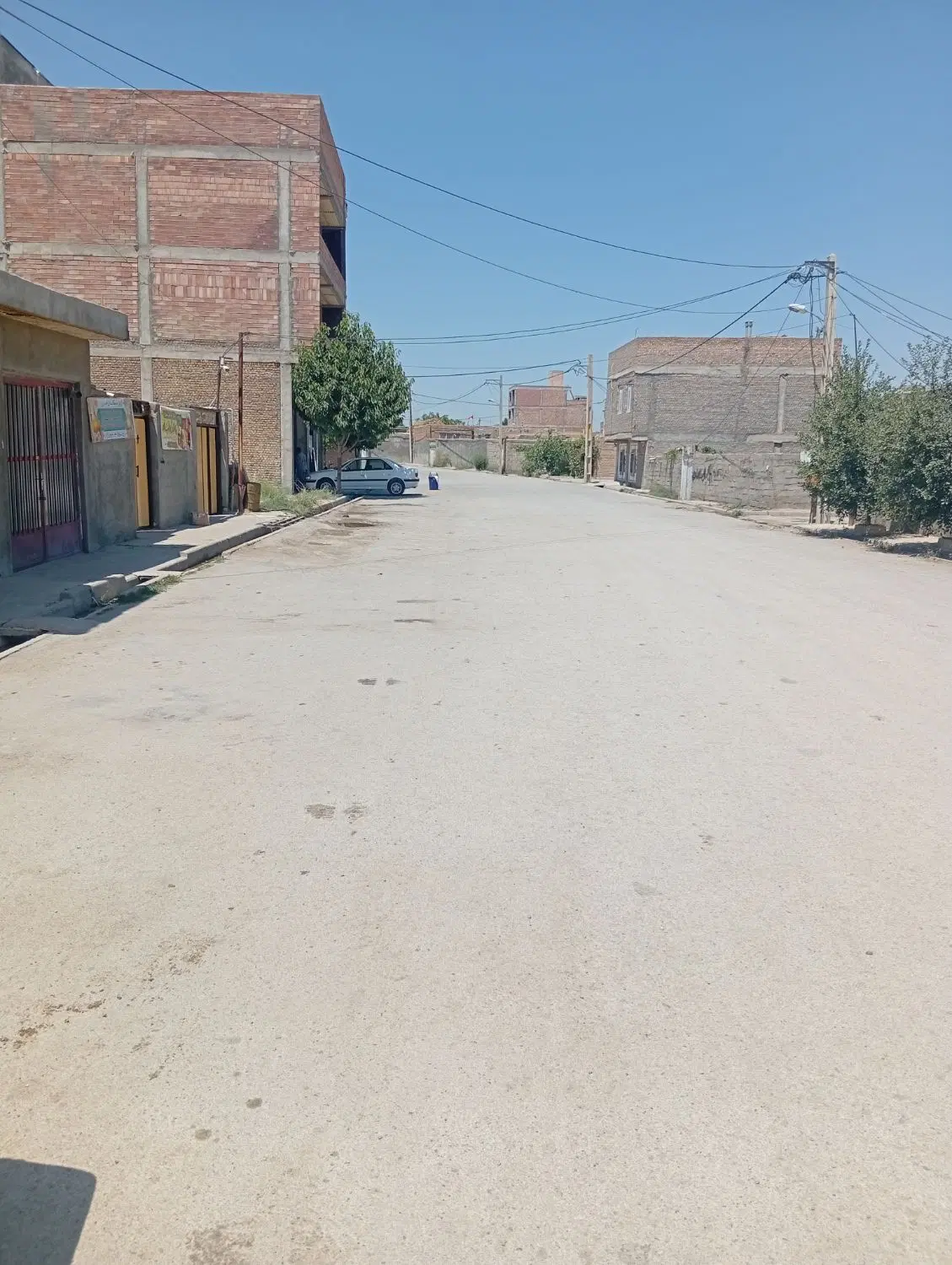 زمین مسکونی