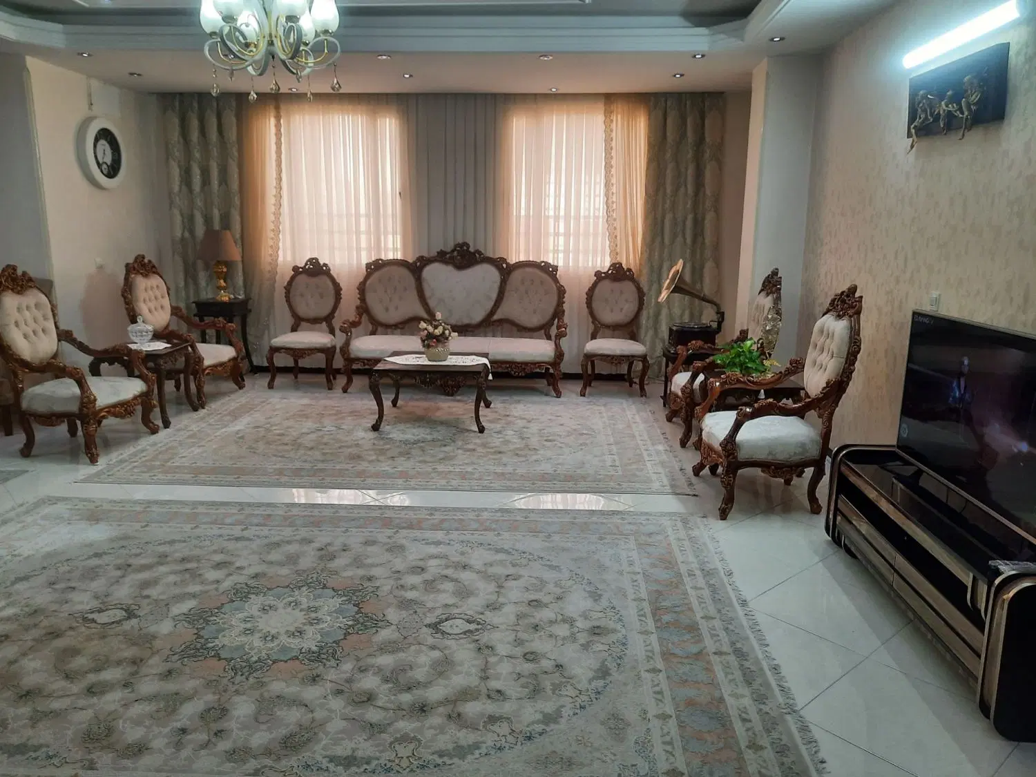 ۱۰۵ متر فول امکانات زیرقیمت منطقه