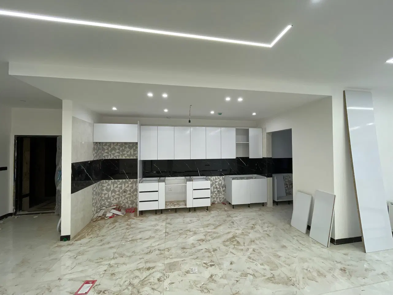 فروش ۱۶۵ متری لوکس معلم