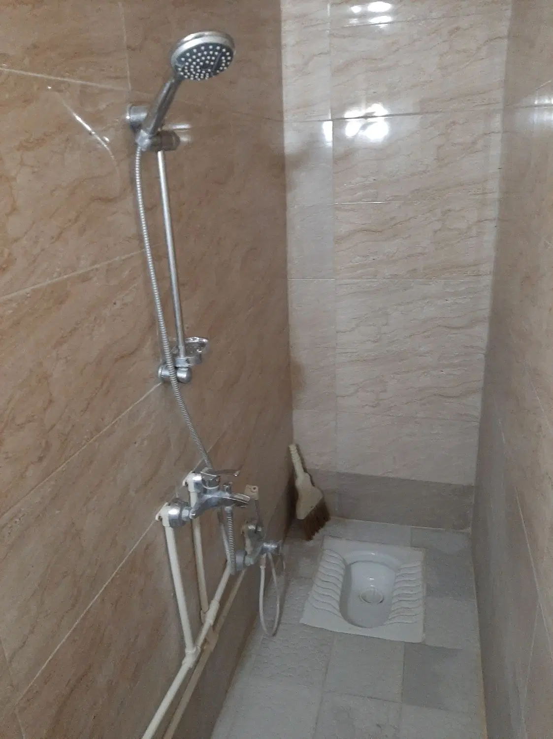 ۴۰ متری همکف