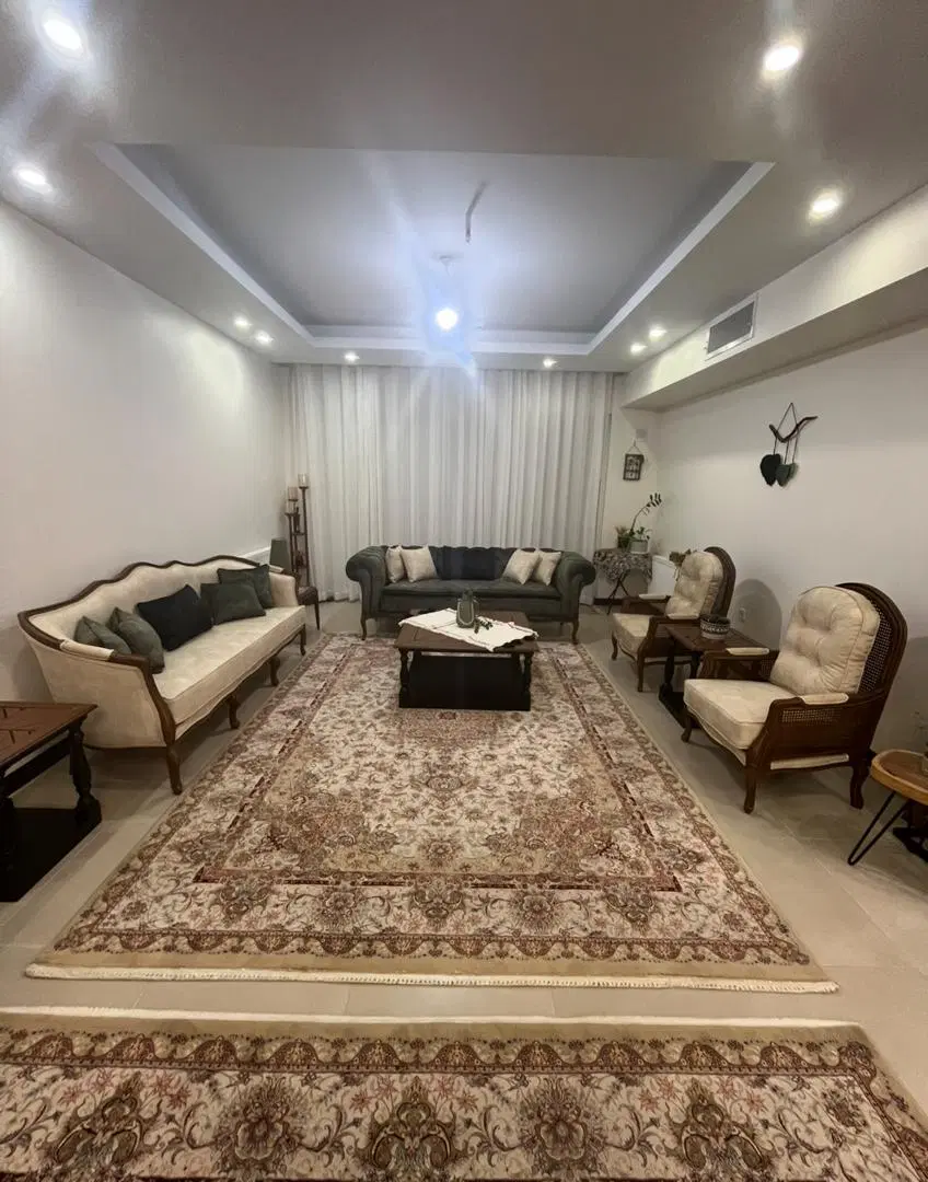 فروش واحد ۱۱۷ متری فاز ۴ مهرشهر