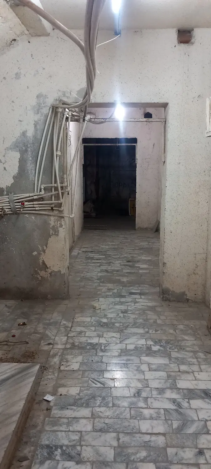 انباری ۳۰ متری