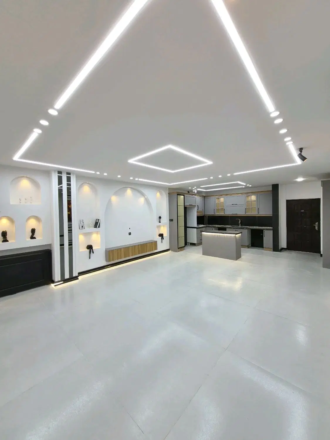 ۹۴متر+ ۳۰متر جایزه _پارکینگ_سنددار_سرمایه گذاری