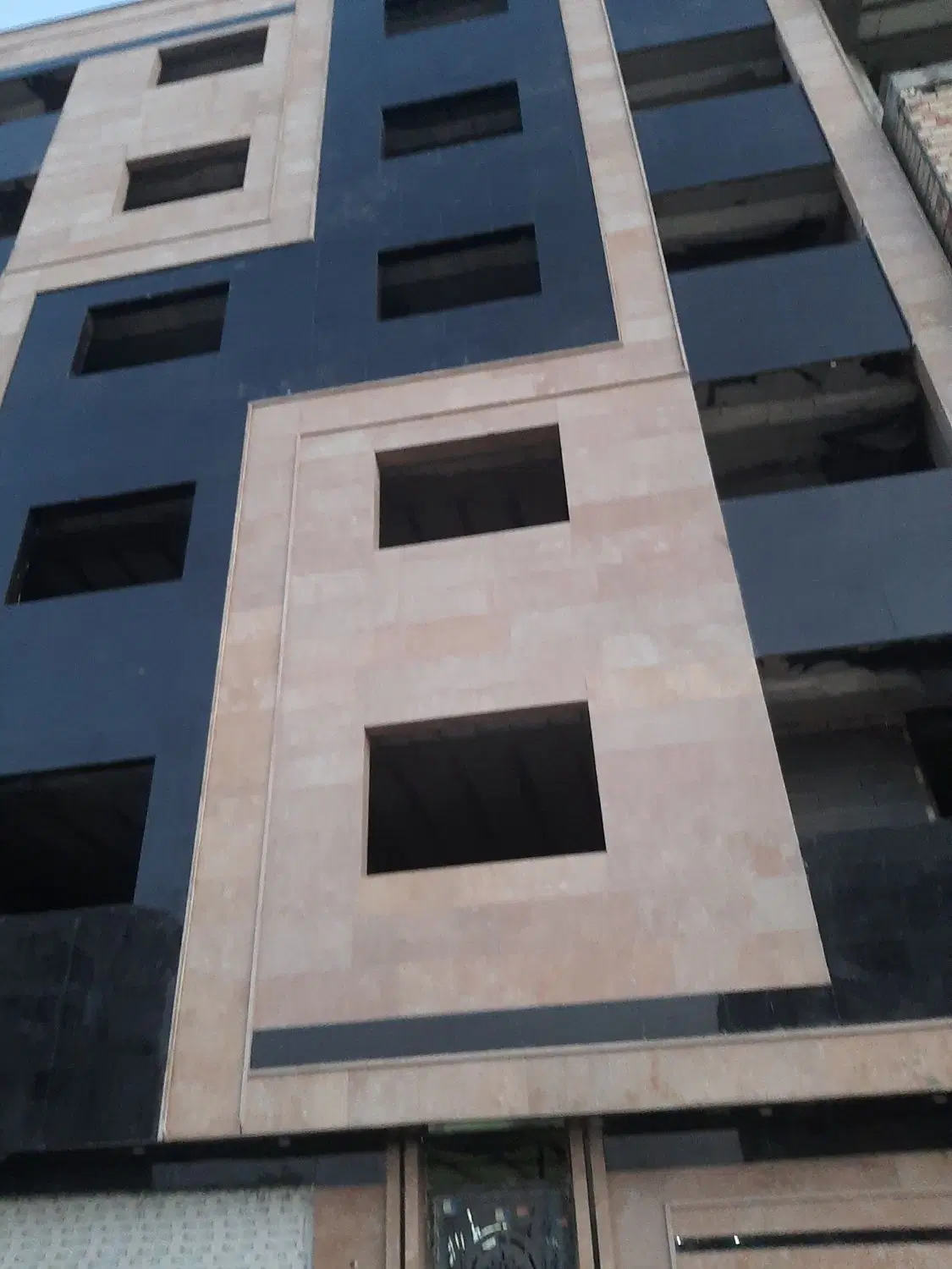 ۱۰۸ متری زیباشهر