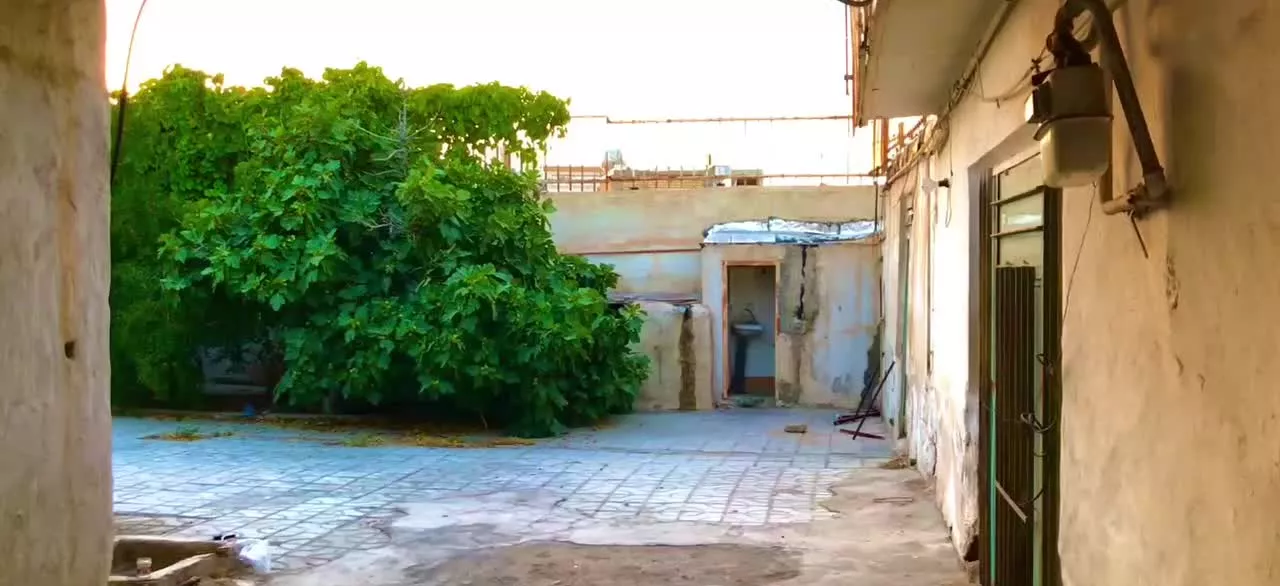 فروش منزل قدیمی ۳۵۴ متر سند تک برگ مرکز شهر