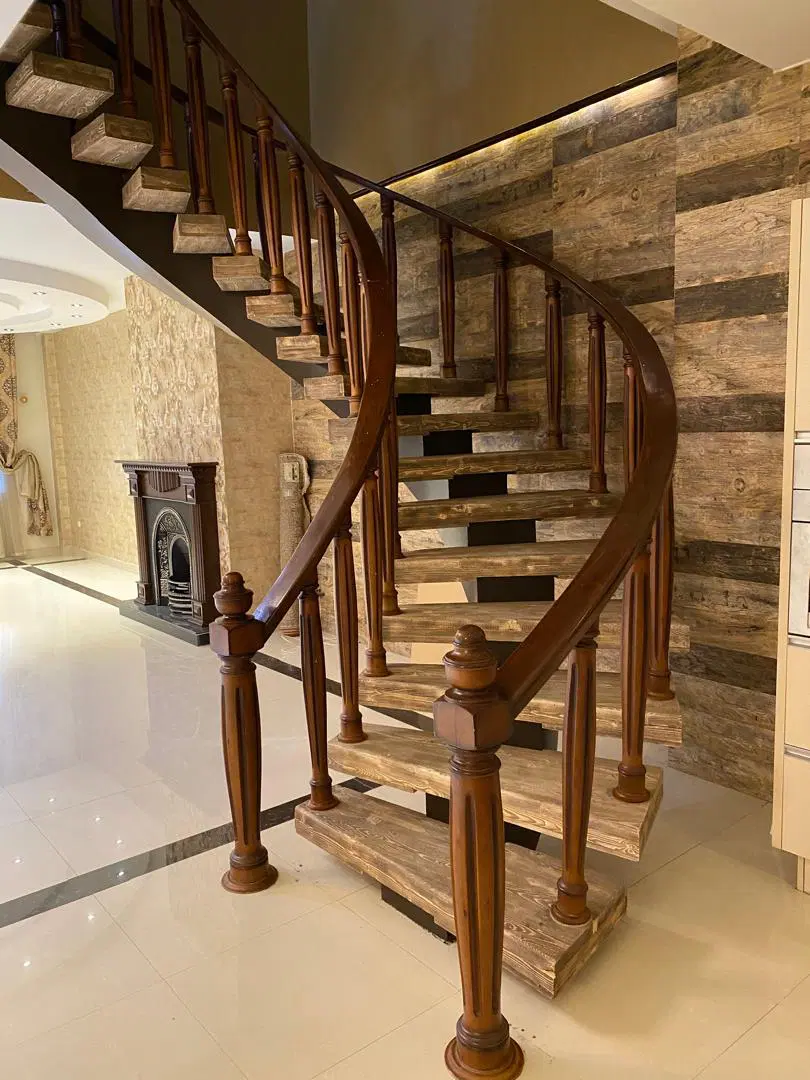 ویلای لوکس شهرک غرب استخرسوناجکوزی_پارکینگ ۸ خودرو
