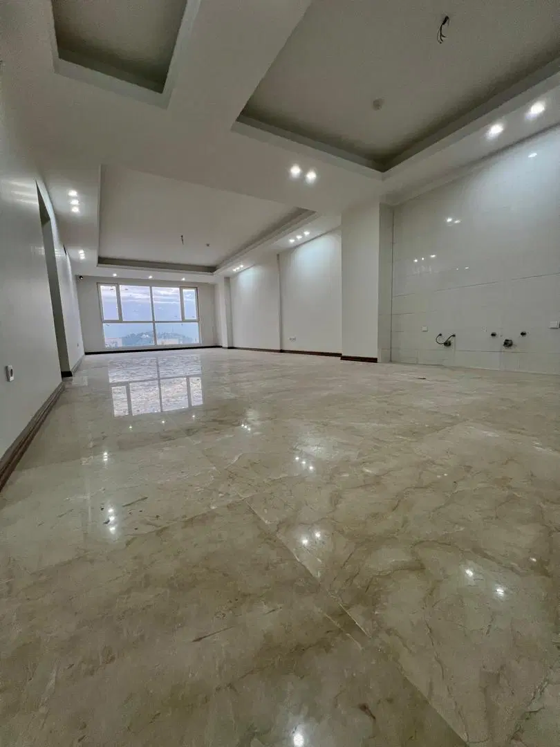 125متر. نوساز. طبقه پنجم. فول مشاعات