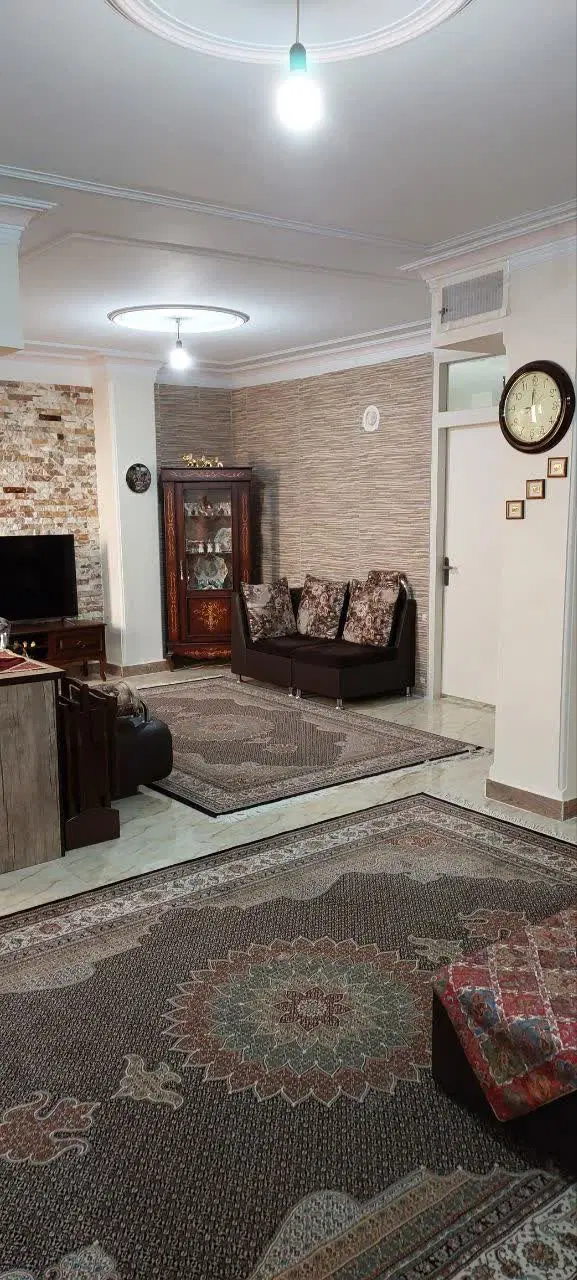 آپارتمان ۹۶ متر، سند تک برگ، نسترن غربی