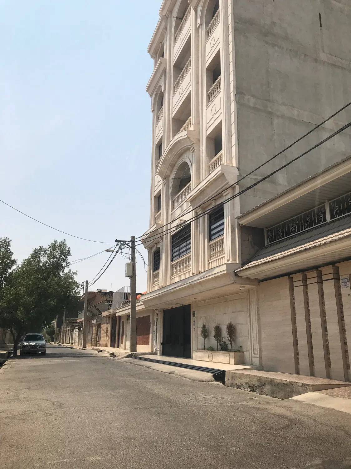 واحد ۱۹۰ متری نوساز شخصی ساز
