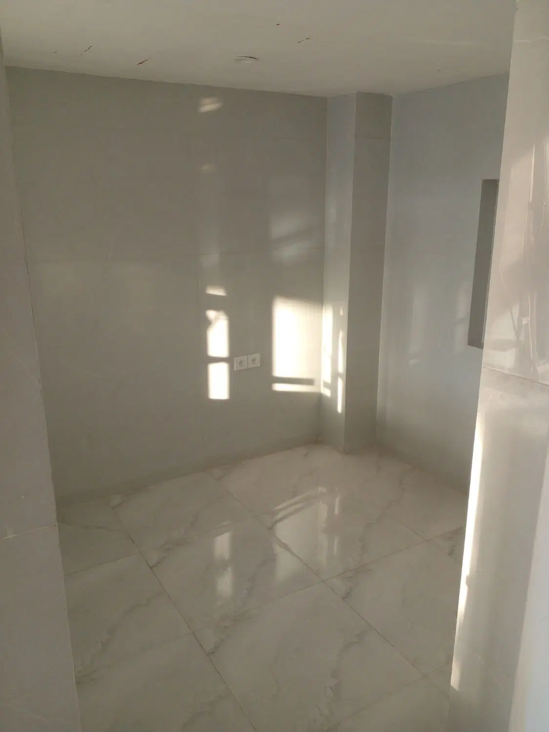 مغازه تجاری
