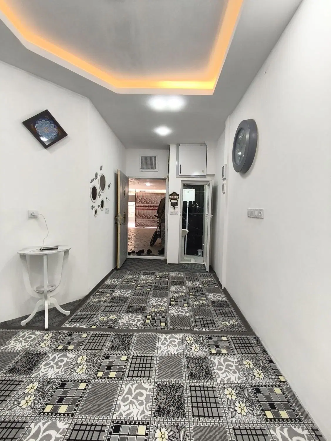 30 متر طبقه همکف طبرسی
