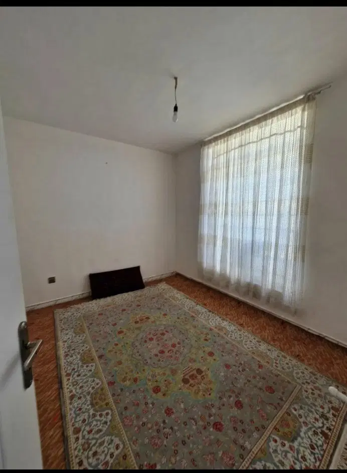 ۵۶۰متر باغ ویلا سهیلیه کردان زعفرانیه