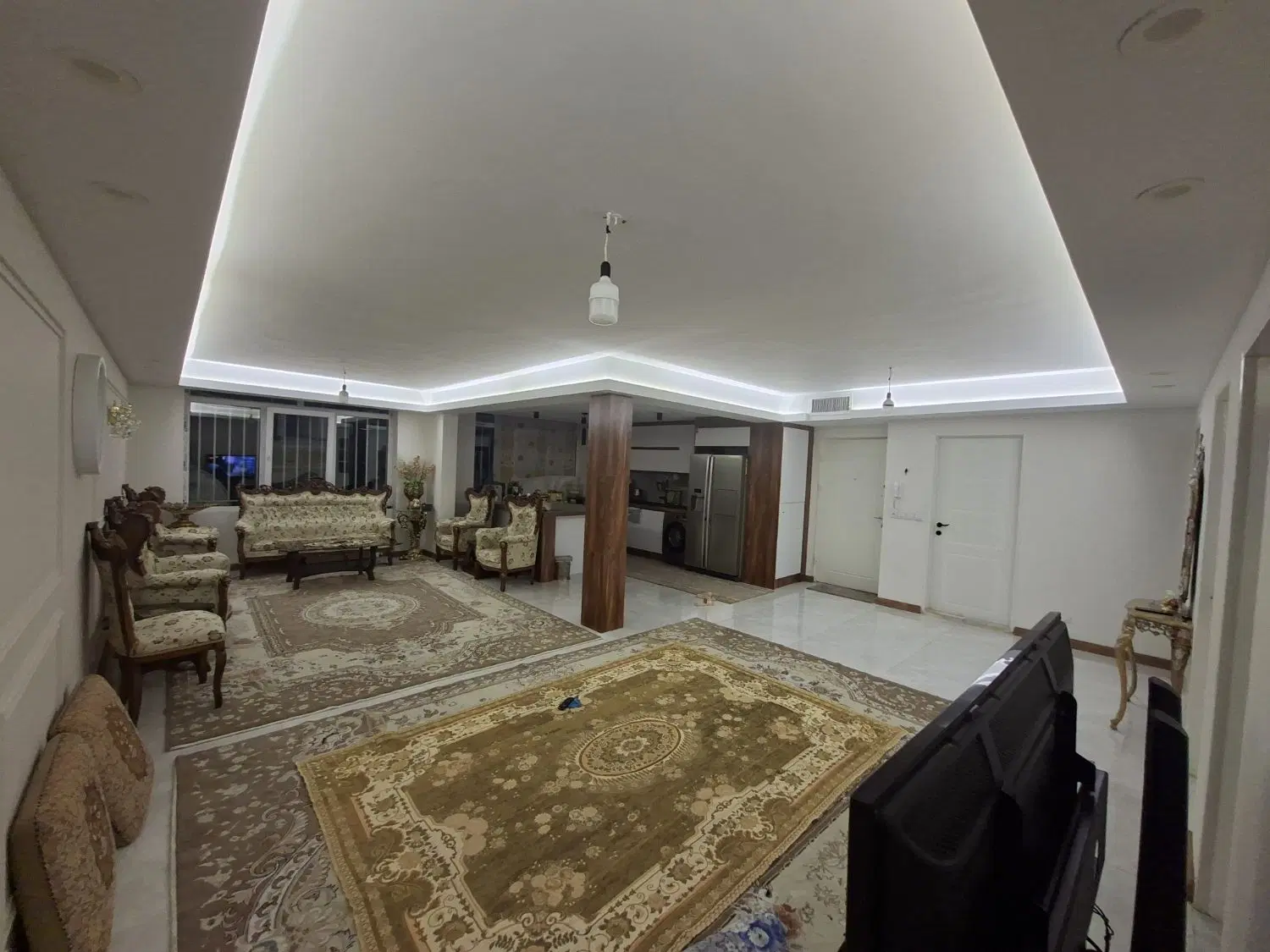 ۱۲۷ متر جنت‌آباد مرکزی