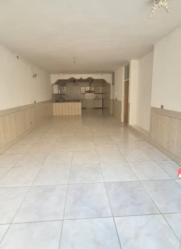 منزل شمالی  مجزا 2 خواب پشت کلینیک حکیم(حیدری)