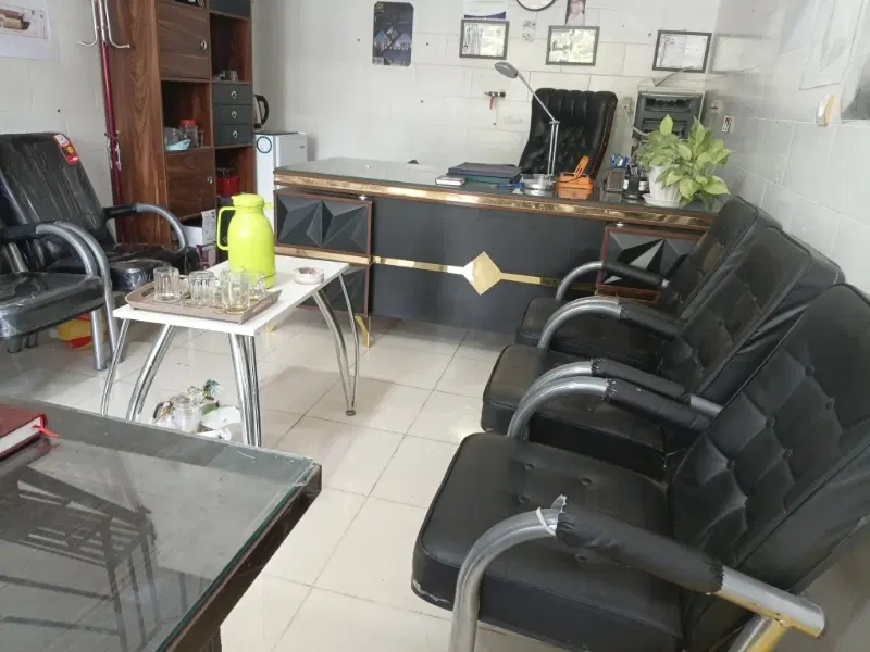 زمین باغچه شهری برجاده آسفالت تنگ چشمه نسه