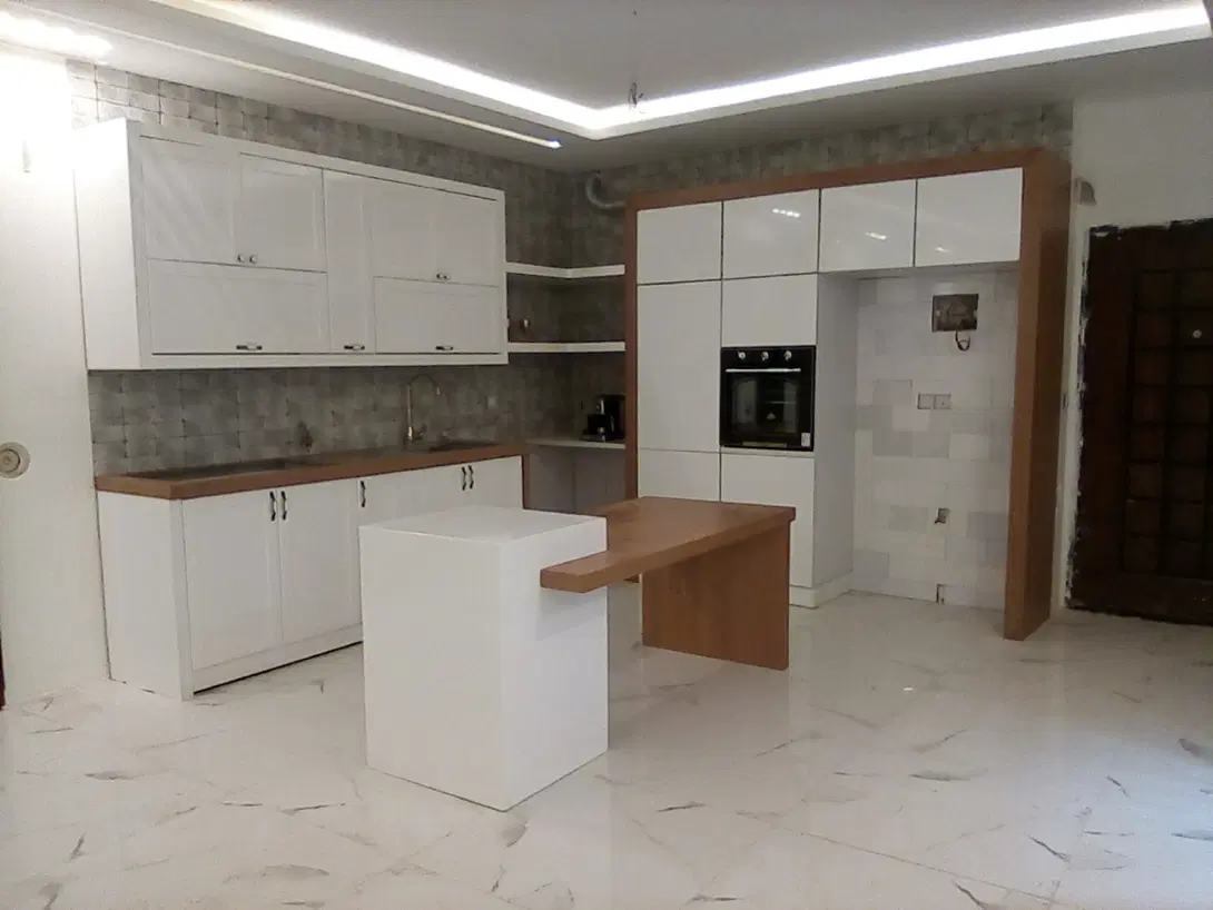 رهن کامل اپارتمان دو خوابه کوچه ۱۶ دکترحسابی
