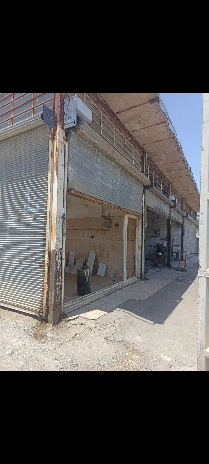 اجاره دو دهنه مغازه ۷۰و۳۵ متری