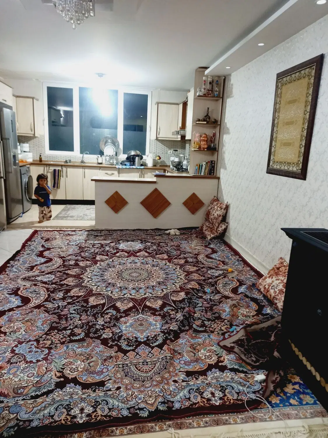 آپارتمان ۱۰۷متر طبقه دوم۸واحدی