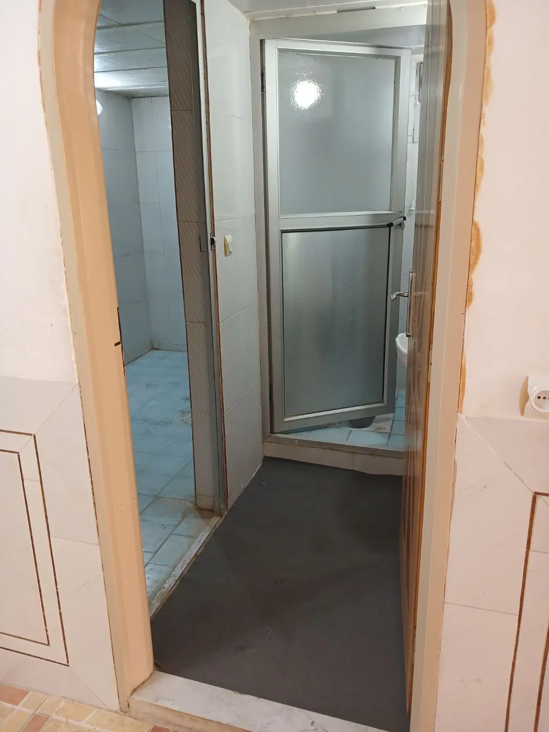 اجاره منزل مسکونی طبقه بالا