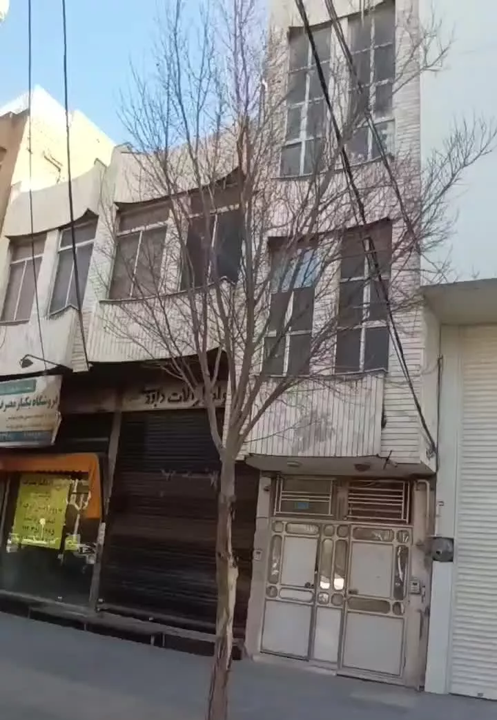 تجاری،مسکونی،ملکی،با سندشش دانگ