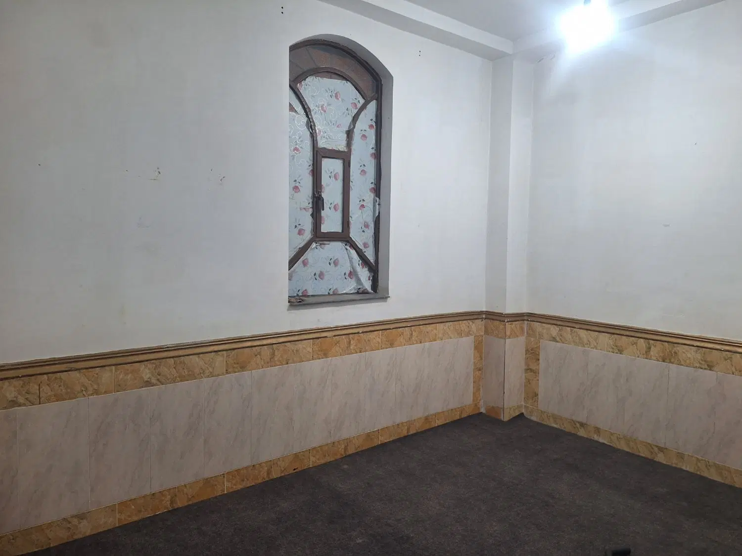 فروش یک واحد آپارتمان