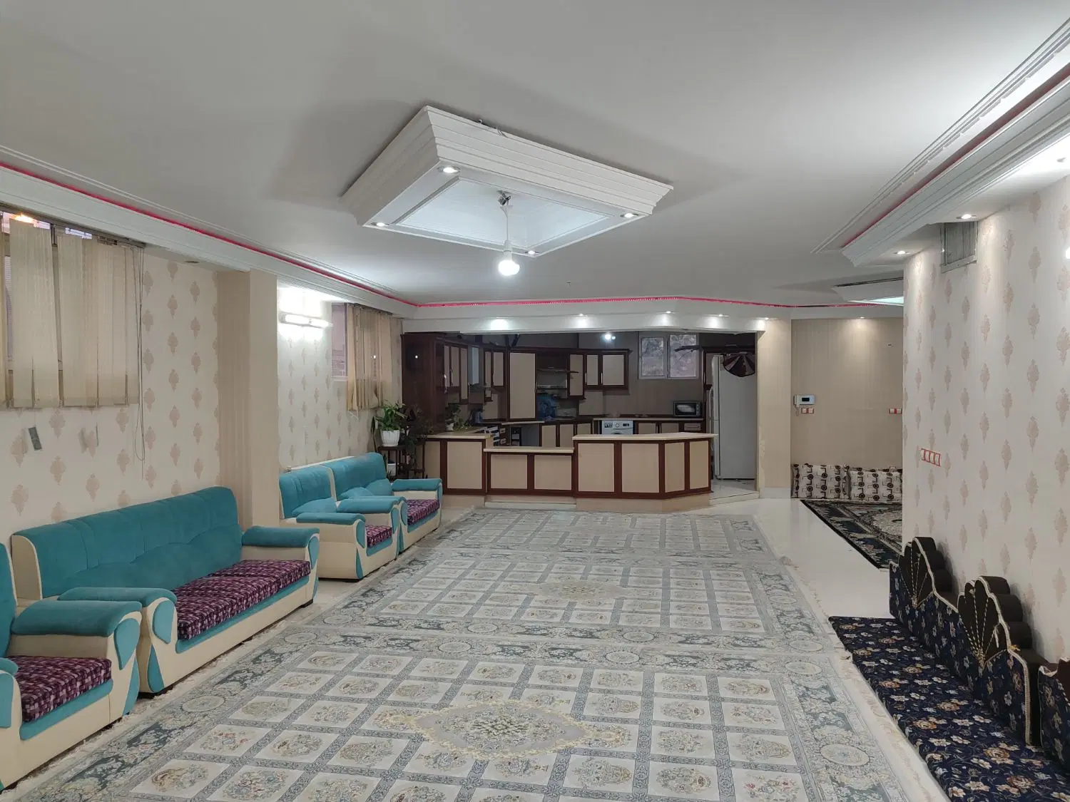 رهن یک طبقه ۲۵۰متری  ویلایی