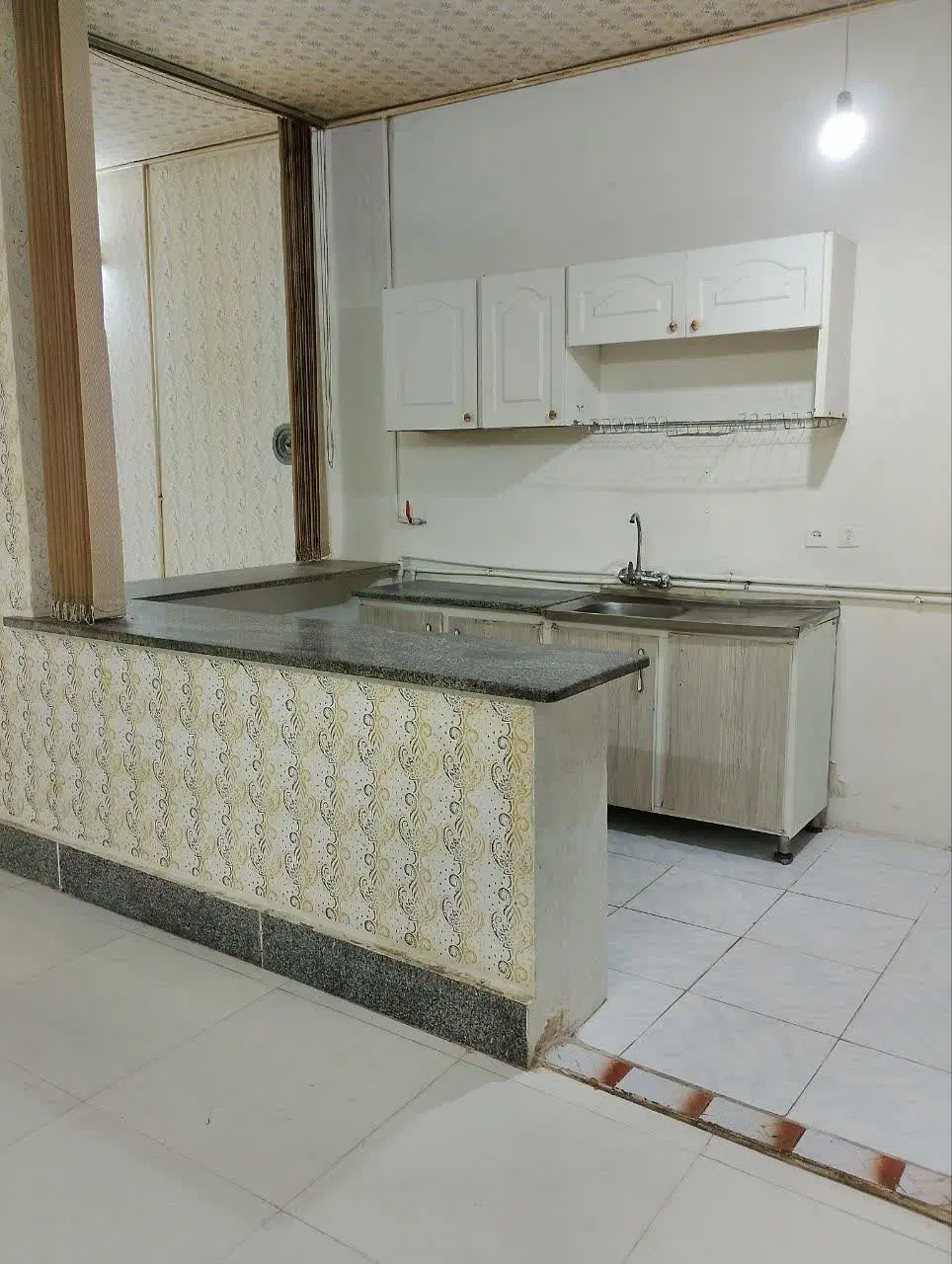 اجاره طبقه همکف 125 متری ، دو اتاق خواب