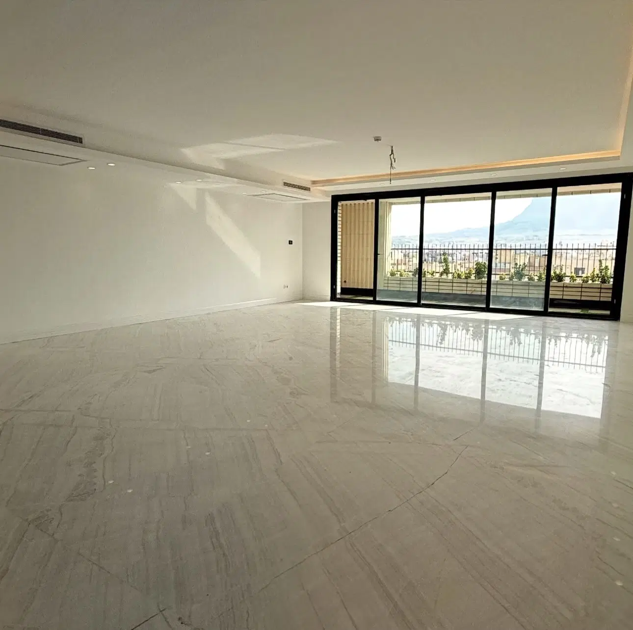 آپارتمان ۲ خواب ۱۱۶ متر_ پلان مهندسی_ TOPLOCATION