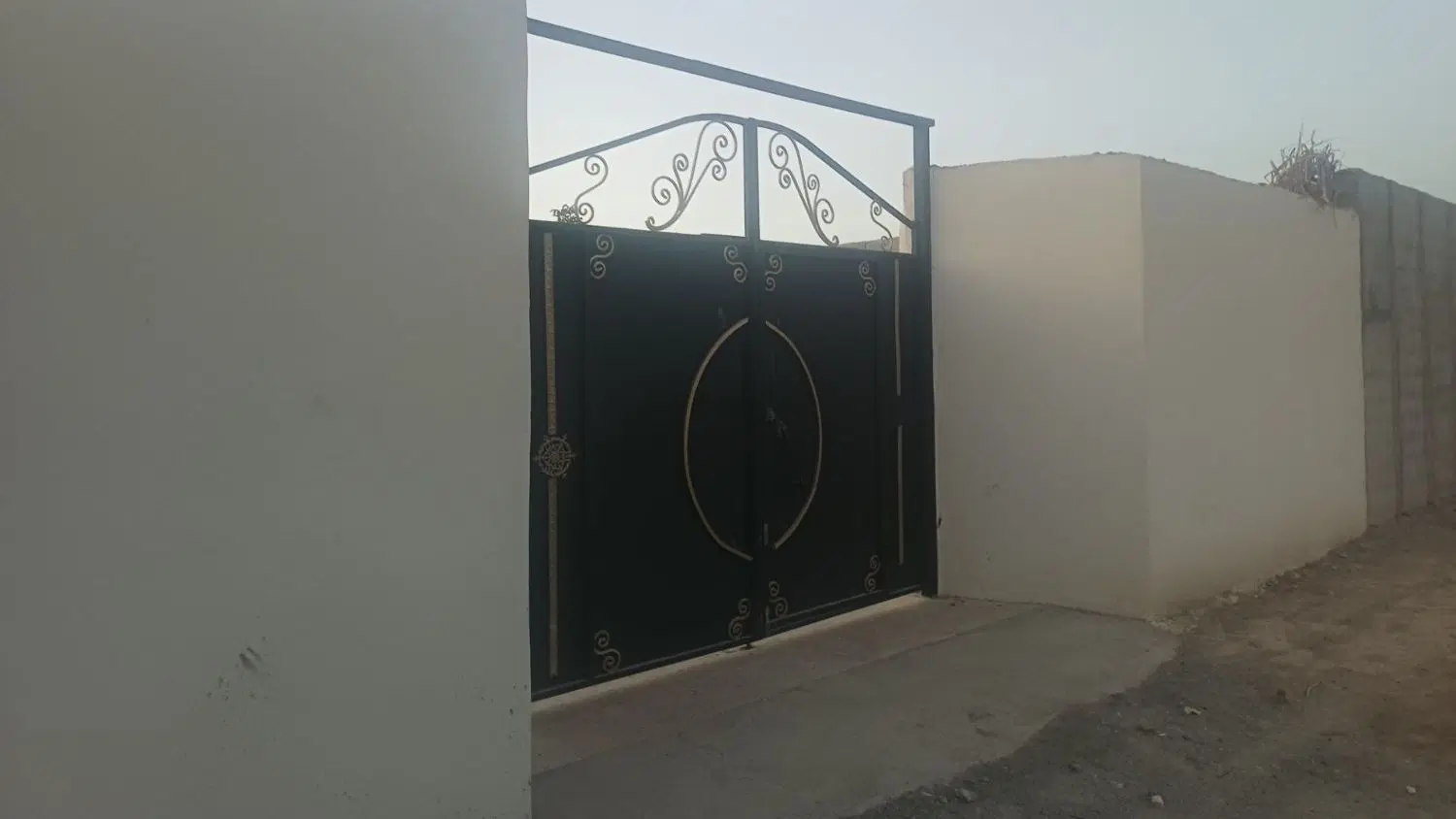 باغچه ۳۰۰متری سند