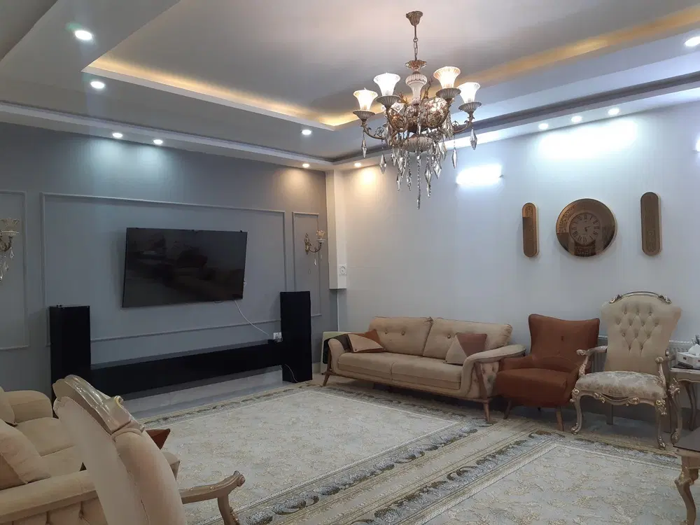 ۲۵۰ متر ویلایی شیک سنددار در گلبهار