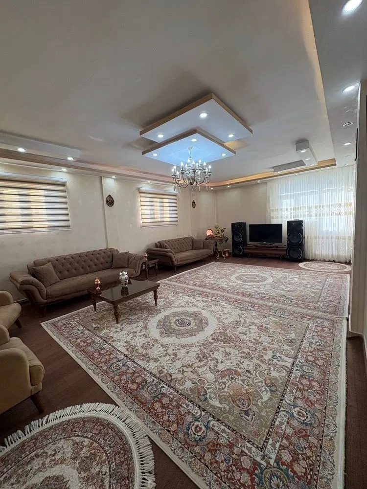 آپارتمان 90متری .سرباز شهید بر خیابان اصمعی