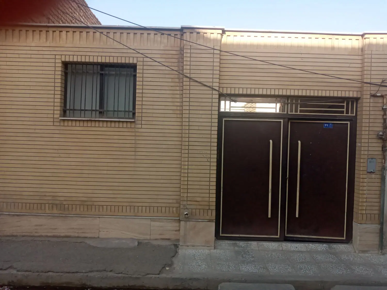 منزل همکف با موقعیت مناسب