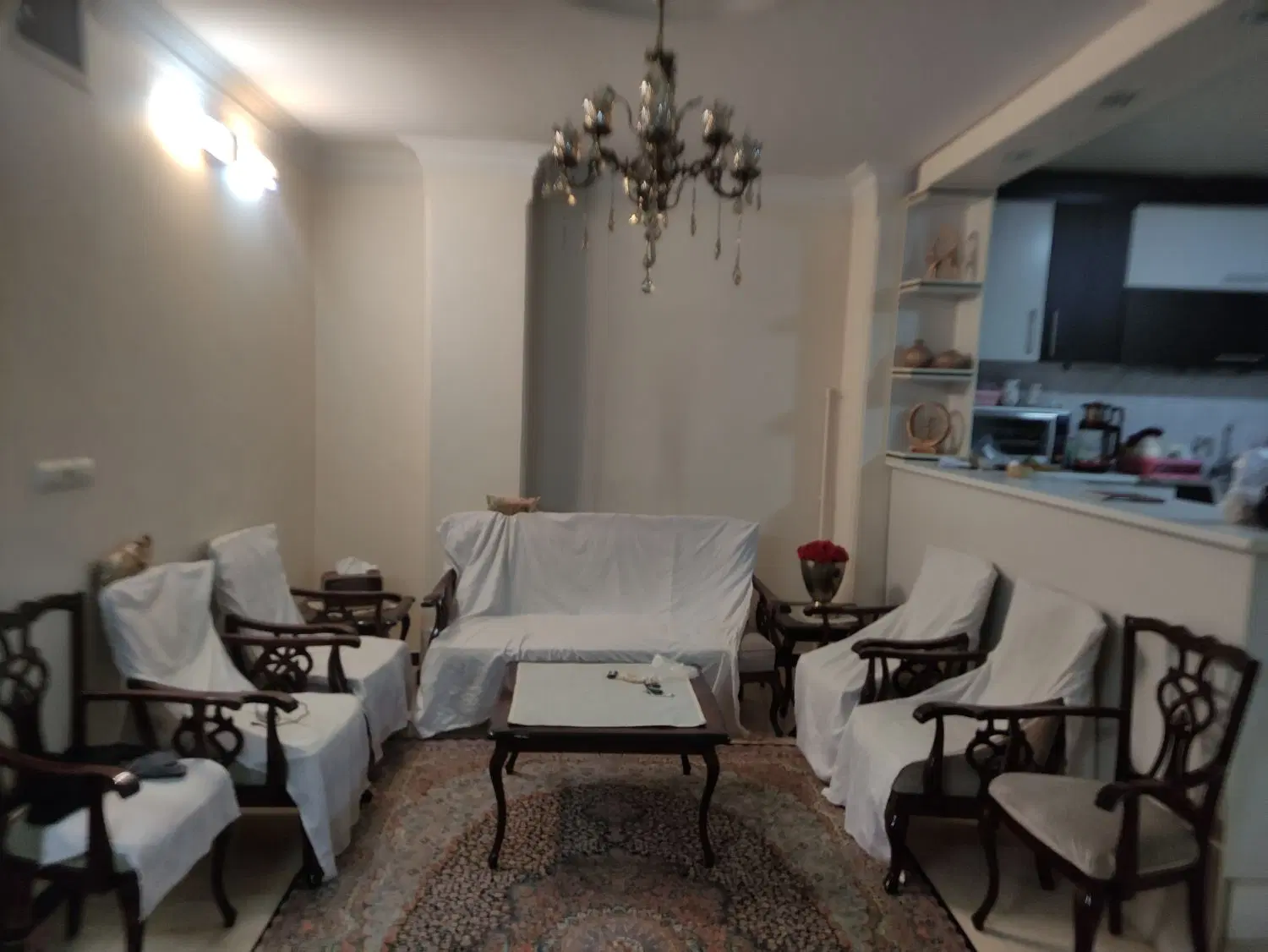 61مترطبقه اول باپارکینگ