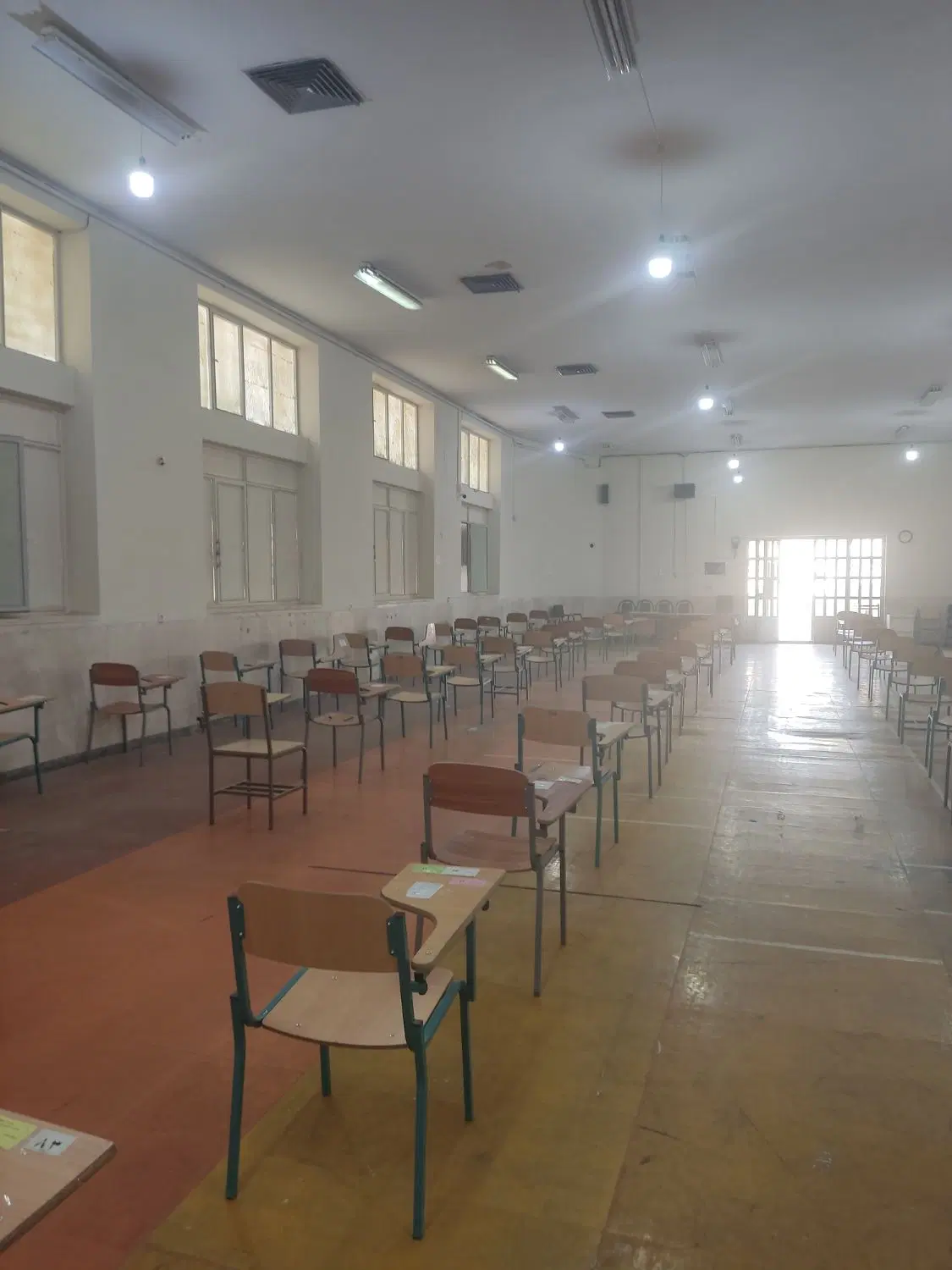 مغازه وپارکینک 150متری